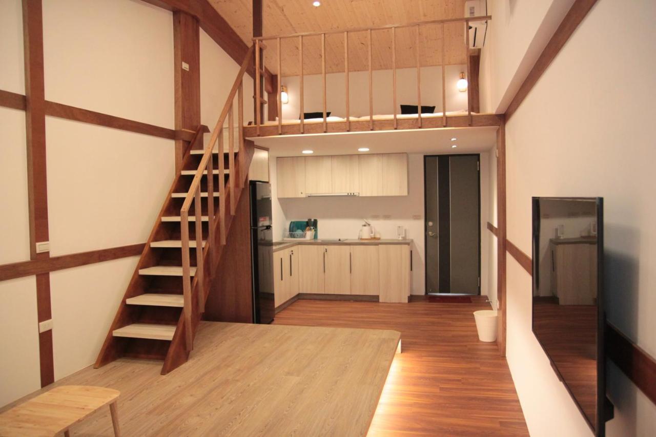 Lost Circle Homestay 台南 エクステリア 写真