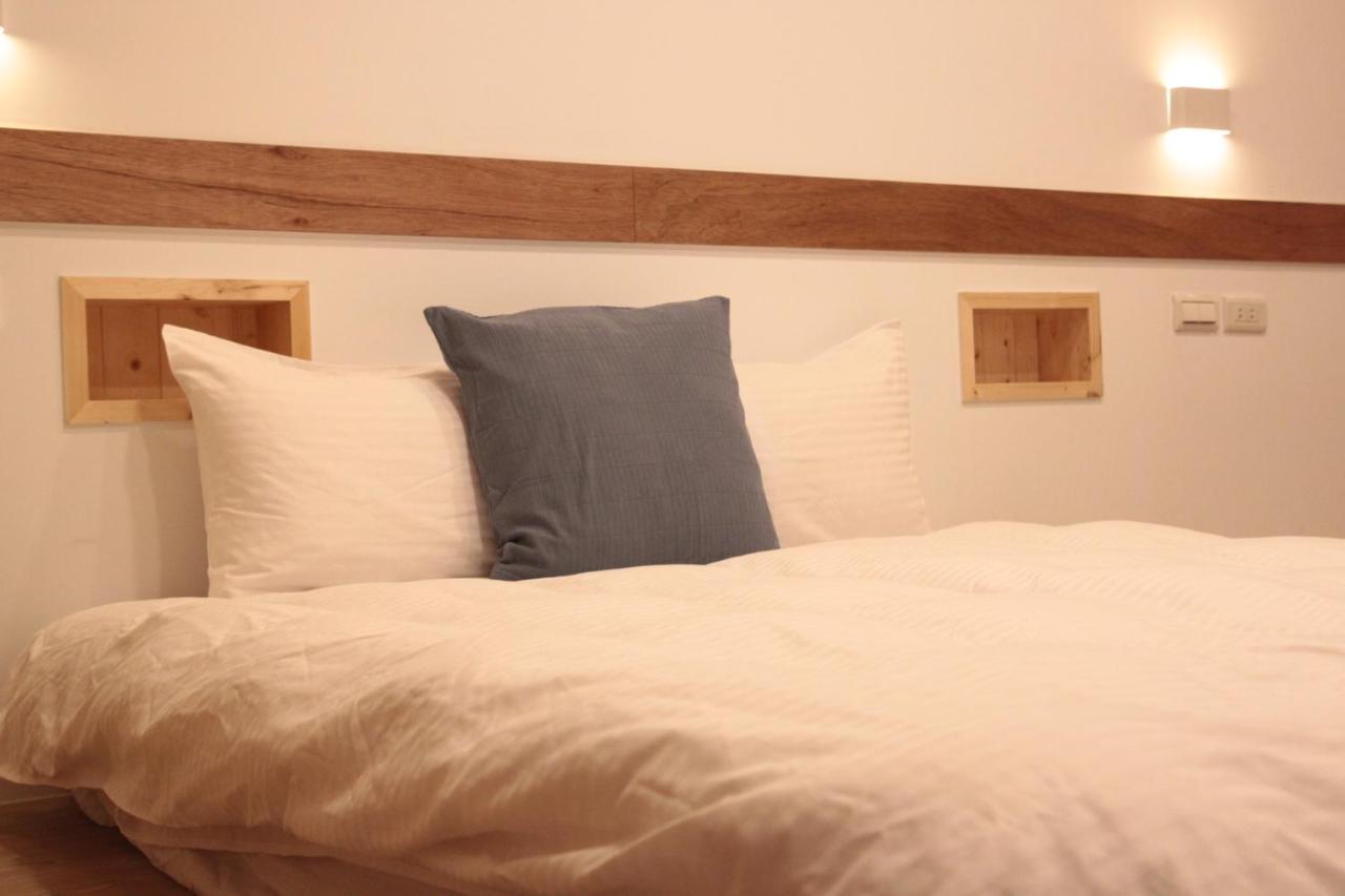 Lost Circle Homestay 台南 エクステリア 写真