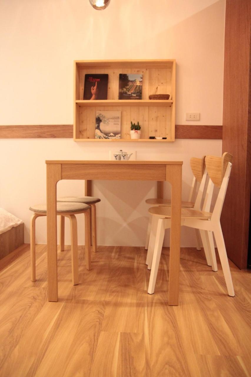 Lost Circle Homestay 台南 エクステリア 写真