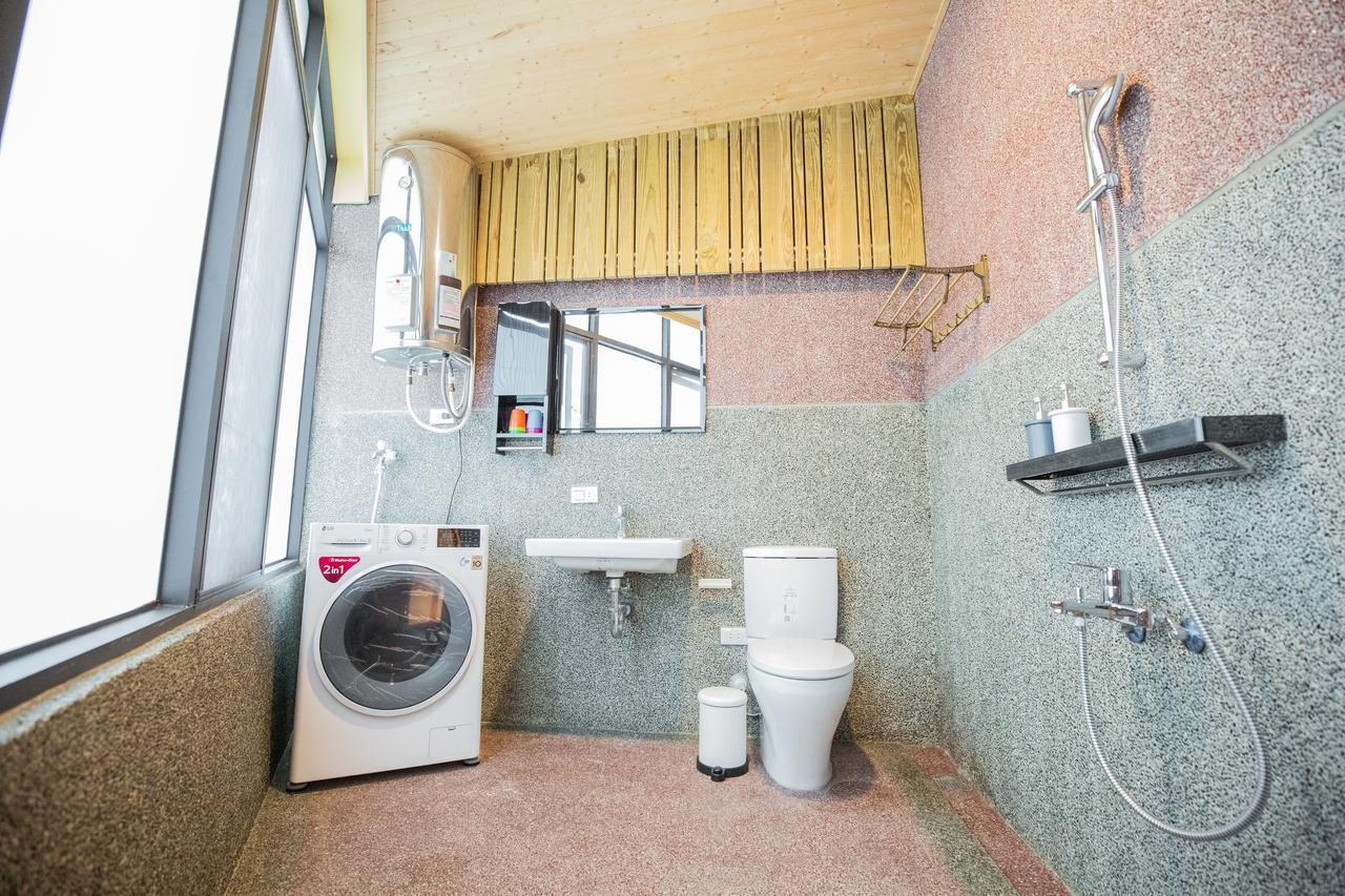 Lost Circle Homestay 台南 エクステリア 写真