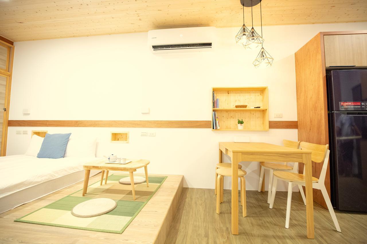 Lost Circle Homestay 台南 エクステリア 写真