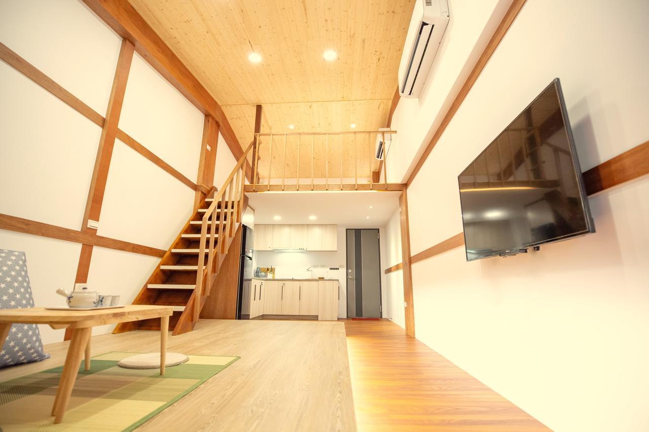 Lost Circle Homestay 台南 エクステリア 写真