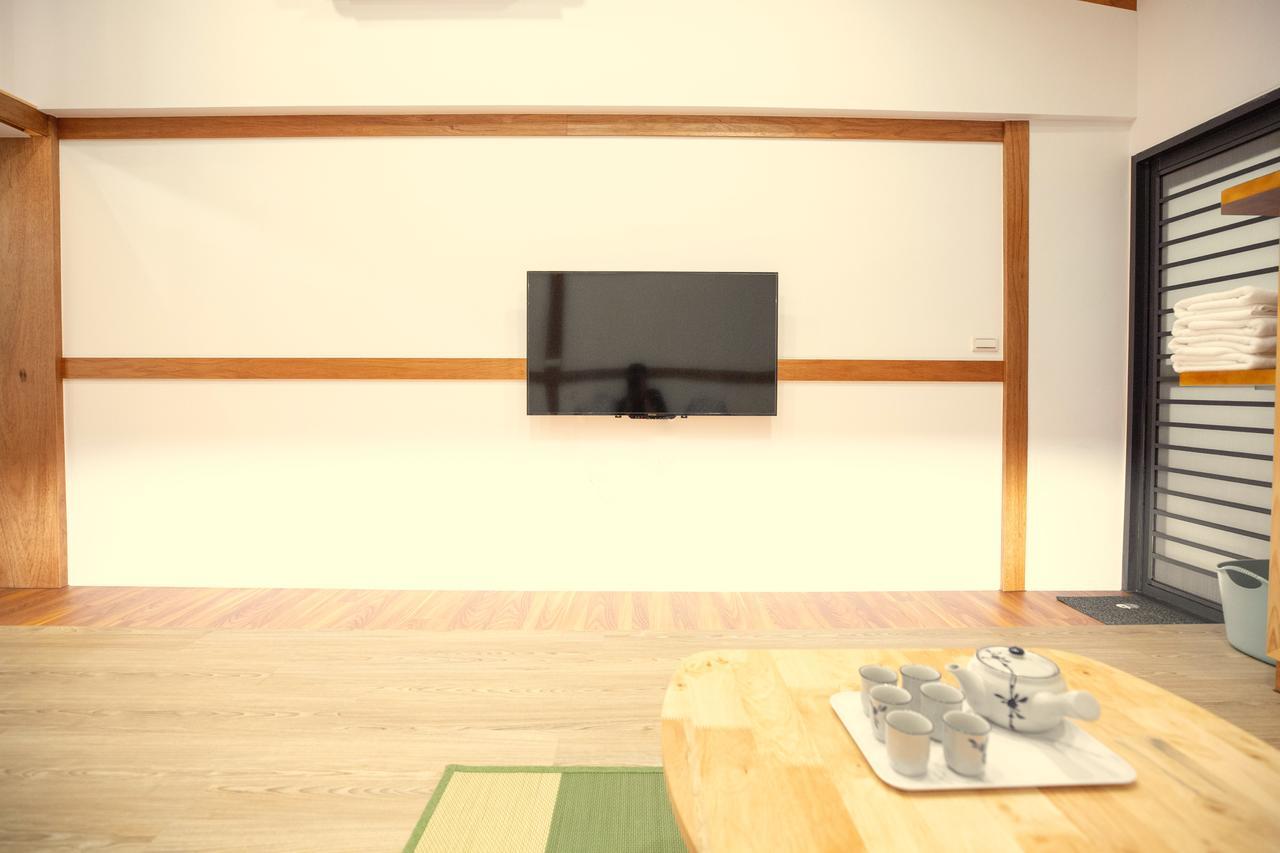 Lost Circle Homestay 台南 エクステリア 写真