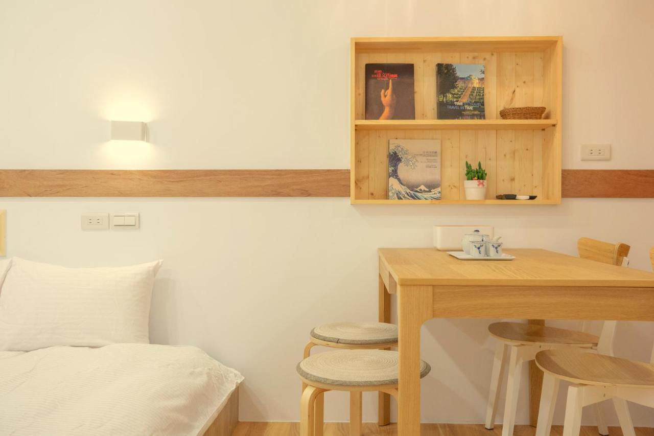 Lost Circle Homestay 台南 エクステリア 写真