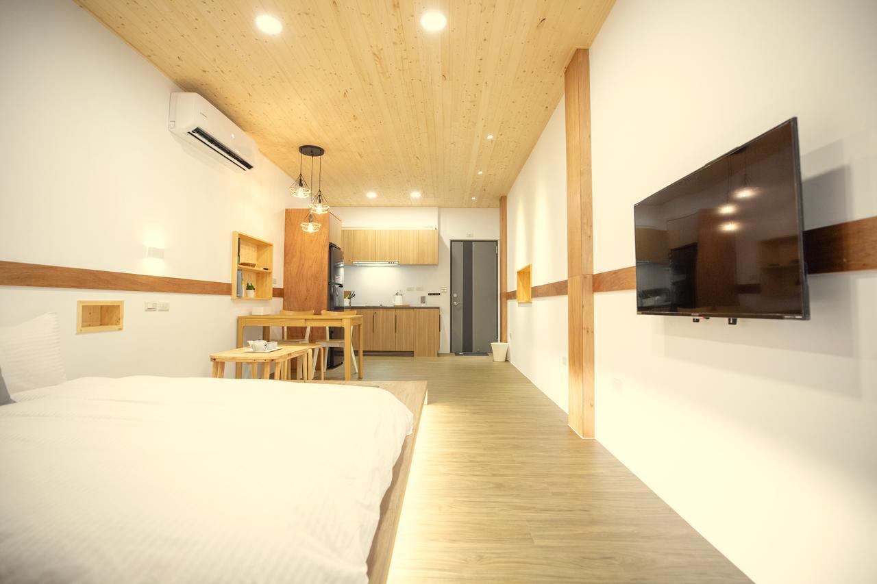 Lost Circle Homestay 台南 エクステリア 写真