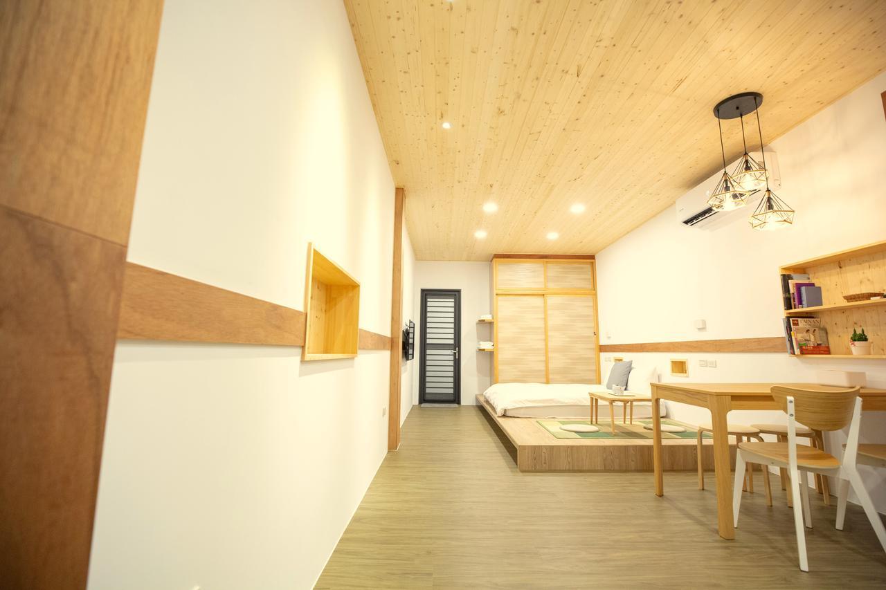 Lost Circle Homestay 台南 エクステリア 写真