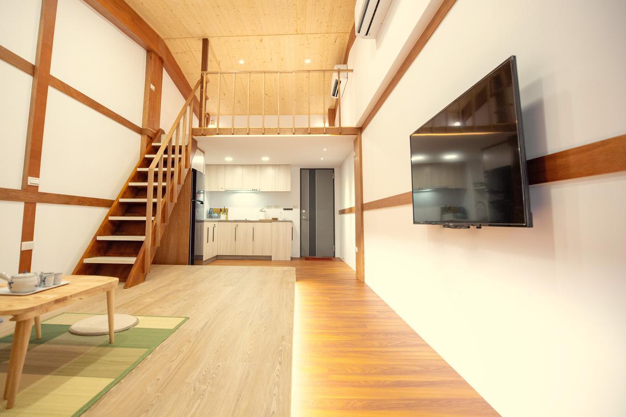 Lost Circle Homestay 台南 エクステリア 写真